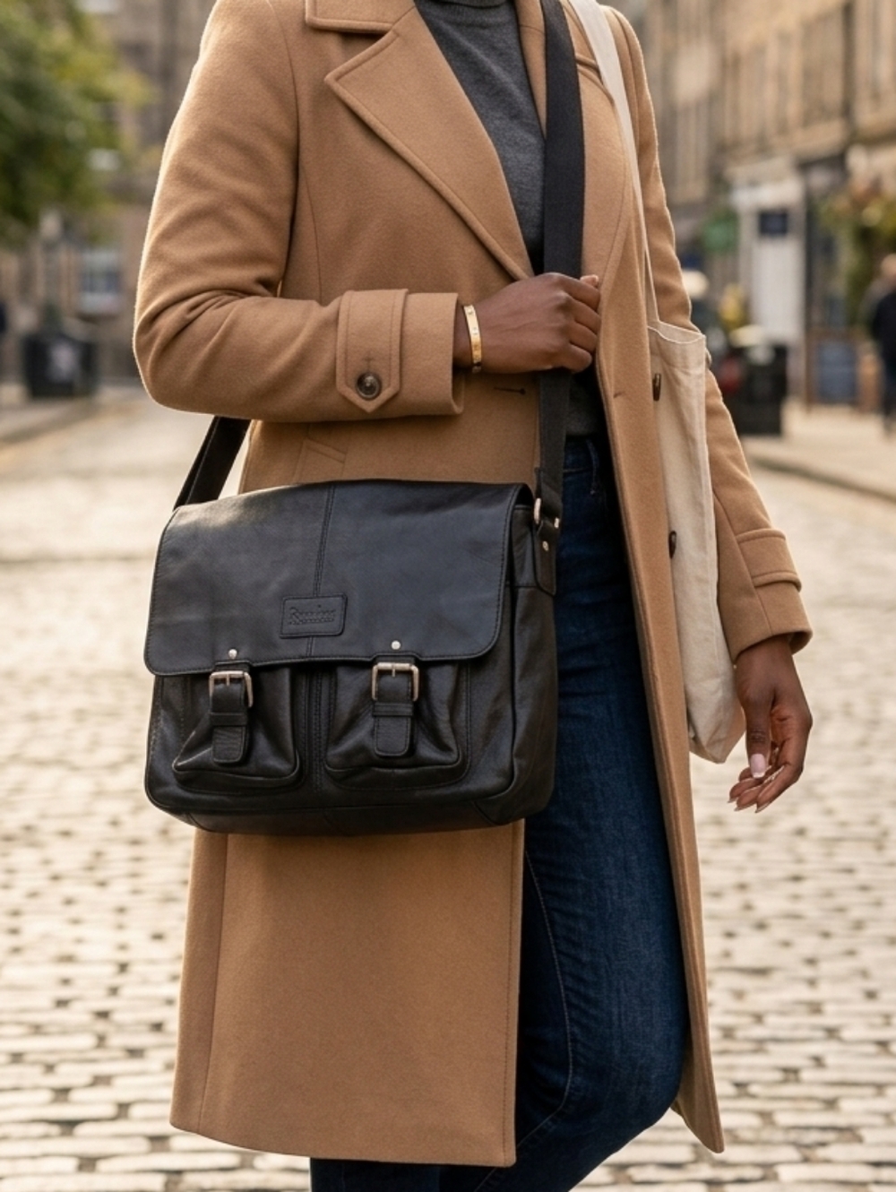 Rowallan of Scotland black leather messenger bag with crossbody strap